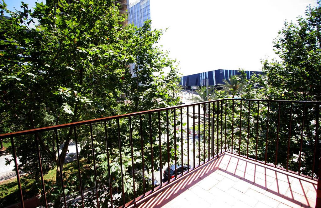 Near Diagonal Mar